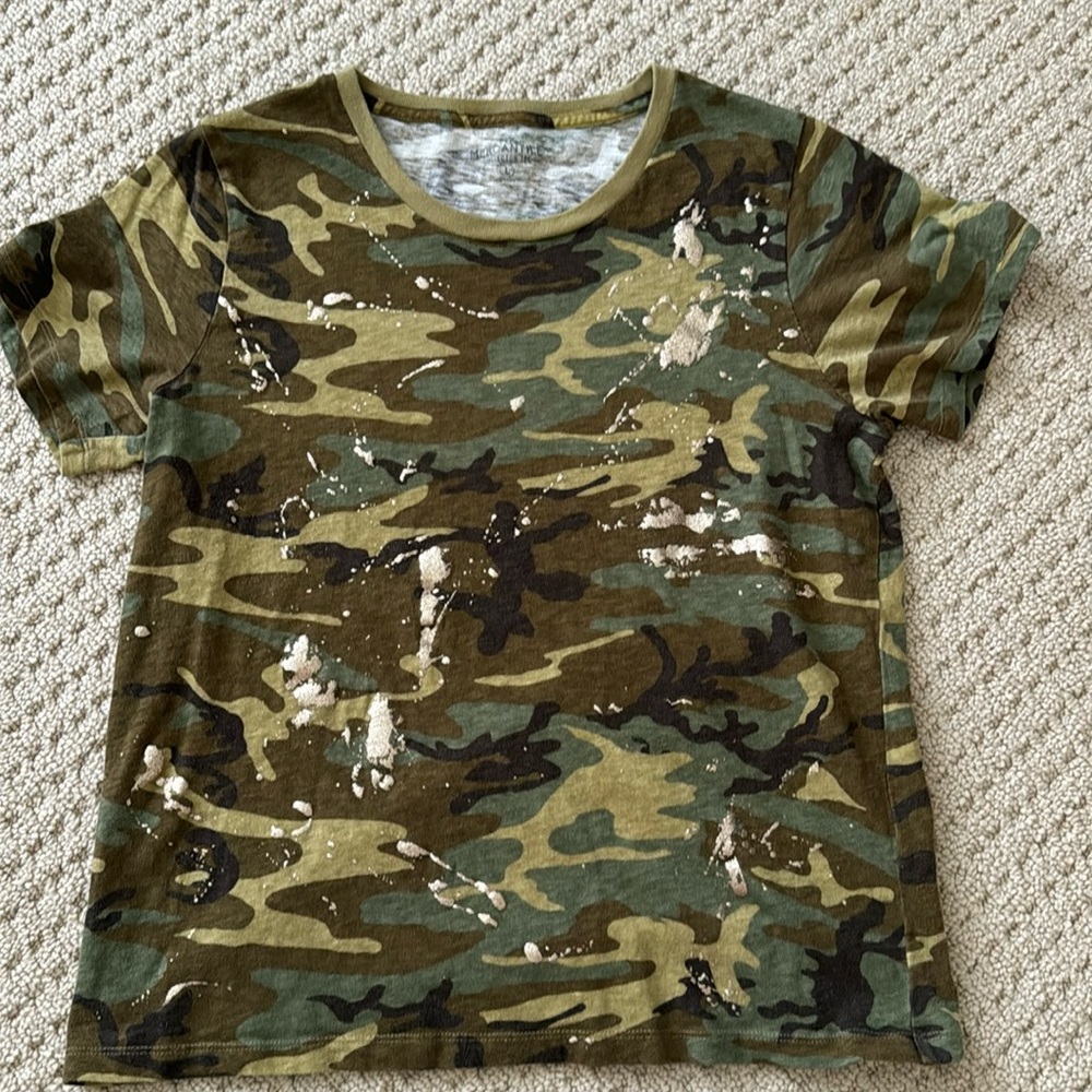 Camo tee with gold sparkle